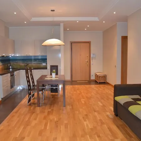 Apartment Kungu 25 Oldtown & Free Parking *