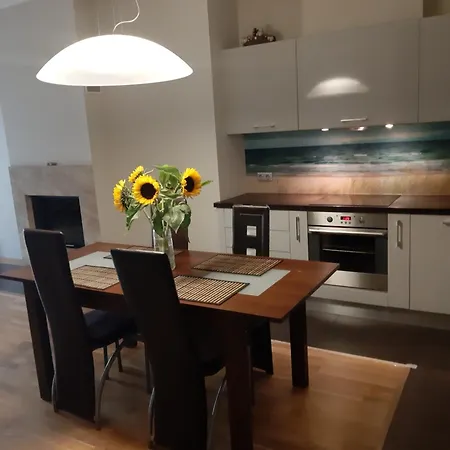 Kungu 25 Oldtown & Free Parking Apartment